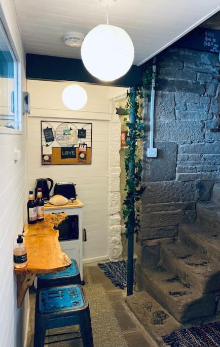 Outhouse Bothy Daire Kirkby Lonsdale Dış mekan fotoğraf